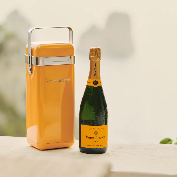 Brut Fridge, Champagne, Frankreich - Image 5