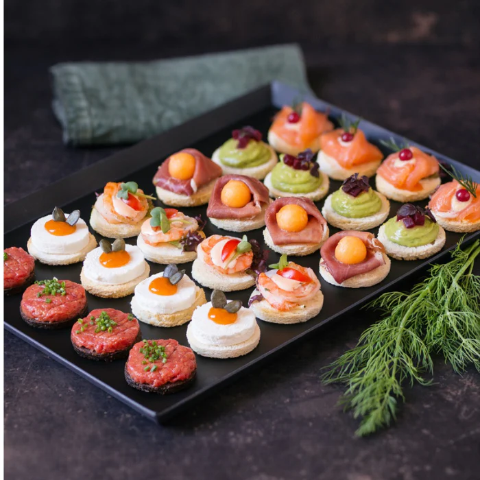 Avocadocreme mit rote Bete Canapé - Image 2